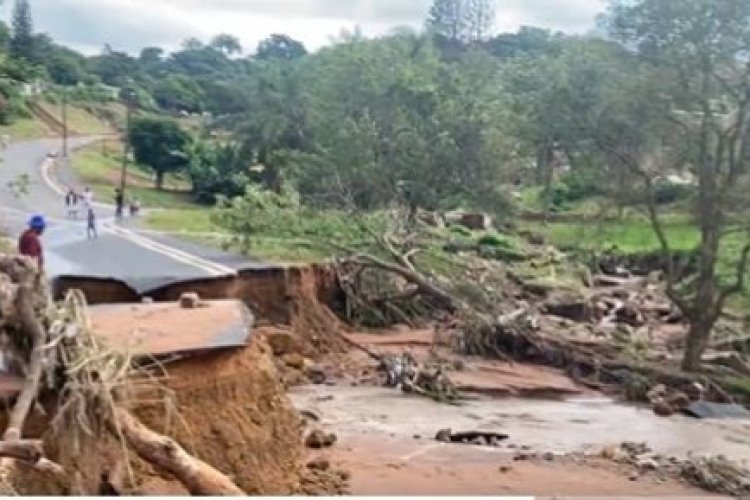 Nearly 60 people have died in kwazulu natal floods authorities