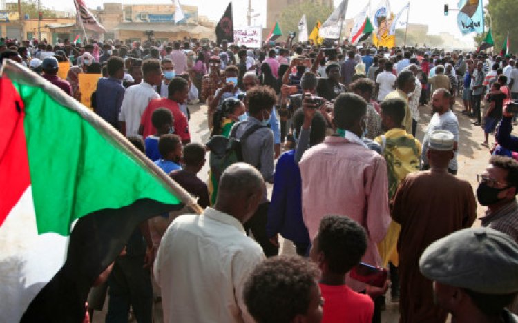 Four Sudan protesters killed in mass rallies against army rule