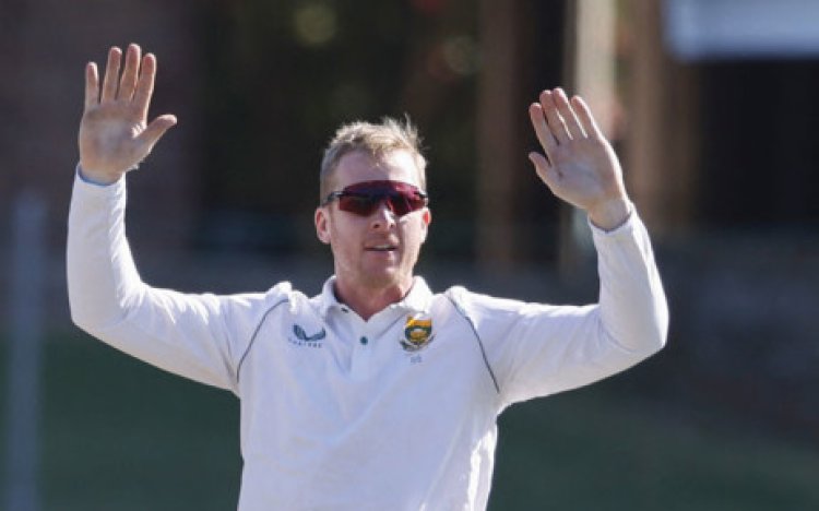South Africa recall Harmer as they bat against England in 2nd Test