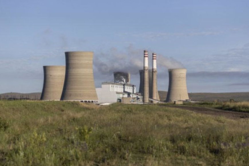 IMF warns South Africa economy risks stagnation