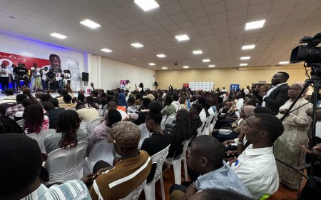Victoria University Introduces Laptop Loan Scheme with its Blended Learning Model