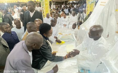 As parliamentary nominations commence, Kampala City Deputy Lord Mayor Doreen Nyajura and other politicians have sought blessings from Owobusobozi Bisaka