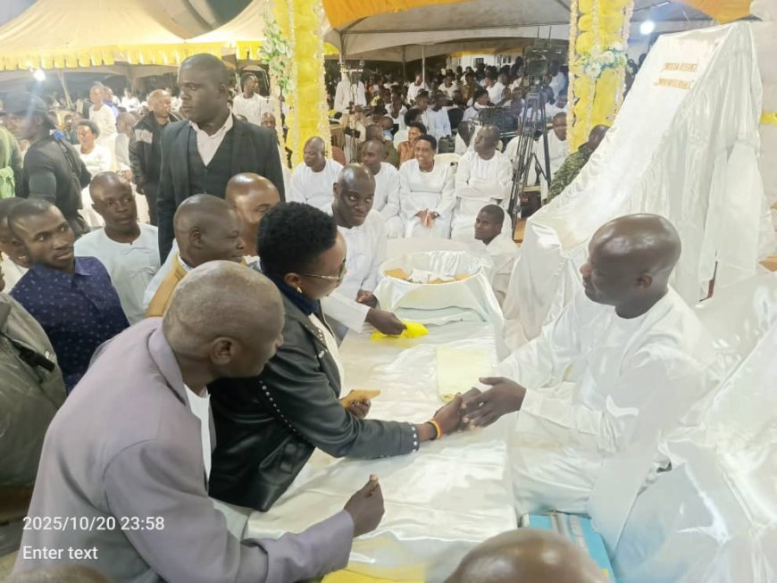 As parliamentary nominations commence, Kampala City Deputy Lord Mayor Doreen Nyajura and other politicians have sought blessings from Owobusobozi Bisaka