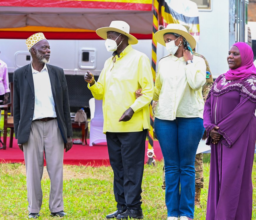 President Museveni Rally in Kitagwenda Boosted by Endorsement from Mubarak Munyagwa’s Father