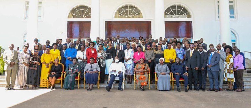 President Museveni Chairs Final Cabinet Meeting, Hails Team for Steering Uganda to Middle-Income Status