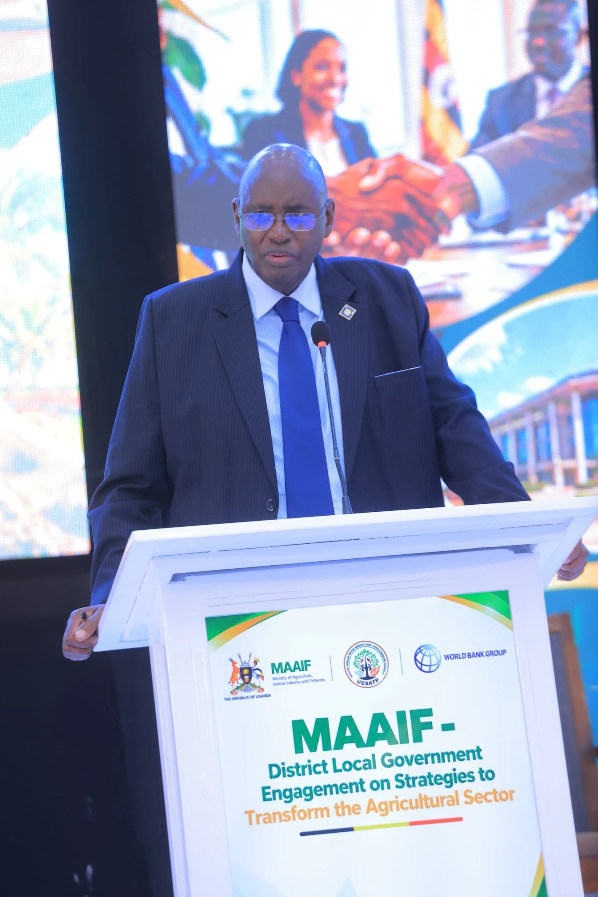 Rwamirama Orders Mandatory FMD Vaccination, Sets Shs8,000 Fee for Cattle and Pigs