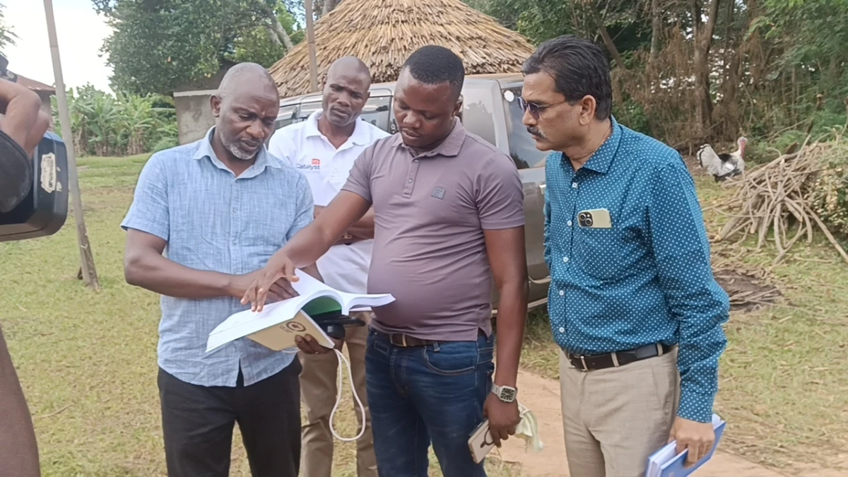 Angry Namayingo Sugarcane Farmers Confront Sugar Council Over Delayed CN Sugar Licence